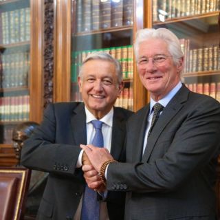 López Obrador recibe al actor Richard Gere en Palacio Nacional
