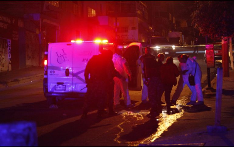 Según testigos, los causantes fueron dos sujetos que interceptaron al taxista para después abrir fuego en su contra. EL INFORMADOR / ARCHIVO