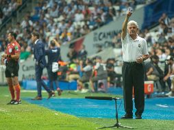 Diego Alonso le ganó la partida al Tuca Ferretti. MEXSPORT/T. García