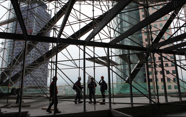 El año pasado, EU impuso tarifas respectivas de 25% y 10% a sus importaciones de acero y aluminio provenientes de México y Canadá. EFE/Archivo