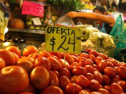 La medida obligó a los exportadores de jitomate mexicano a enfrentarse al pago de derechos compensatorios provisionales de 17.5 por ciento, como garantía para poder realizar sus exportaciones hacia el vecino país. EL INFORMADOR/ ARCHIVO