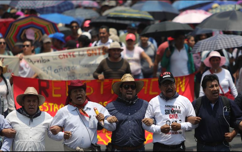 Integrantes de la CNTE acusan al actual Gobierno federal de querer maquillar la reforma educativa de Enrique Peña Nieto en lugar de cancelarla por completo. EFE/ARCHIVO