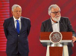 Encinas dijo que la infección de garganta —primera información dfundida— era cierta pero que la causa de la muerte fue un truama. NOTIMEX/A. Guzmán