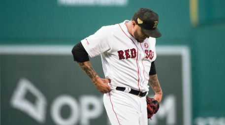 Héctor Velázquez tuvo ayer una de sus peores actuaciones en las Grandes Ligas. AFP / K. Riley