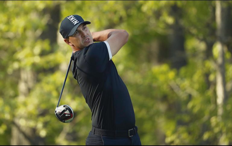 El estadounidense Brooks Koepka tiene un acumulado de 12 bajo par. AFP