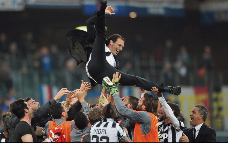 Massimiliano Allegri deja la Juventos con cinco títulos de la Serie A. AP
