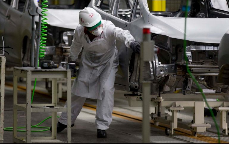 Een el último año se crearon 504 mil 821 puestos, equivalentes a una tasa anual de 2.5%. AP/ARCHIVO