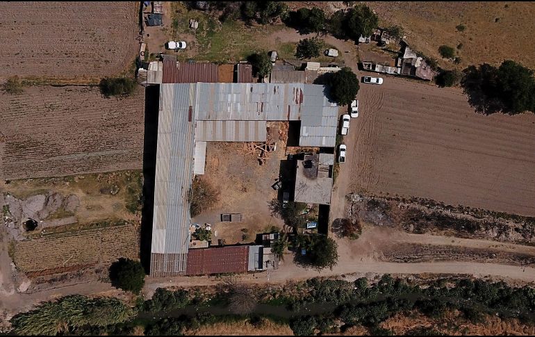 Toma aérea de la finca en Tlajomulco donde el 17 de mayo se localizaron bolsas con restos humanos y personas privadas de su libertad. AFP/ARCHIVO