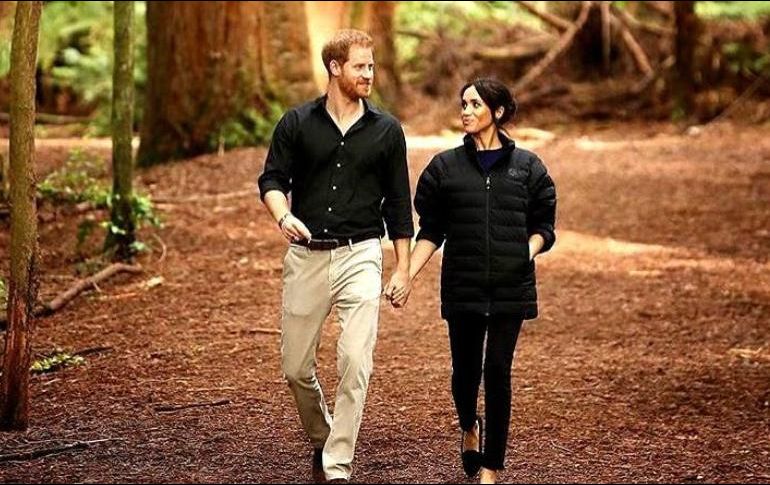 El video incluye momentos clave del día de la boda como el de Meghan con su madre. INSTAGRAM / sussexroyal