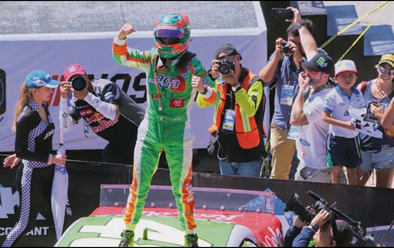 Tras ganar la pole el día anterior, Salvador de Alba ofreció espectáculo en Cajititlán y consiguió la segunda victoria de su carrera en dicho escenario. ESPECIAL