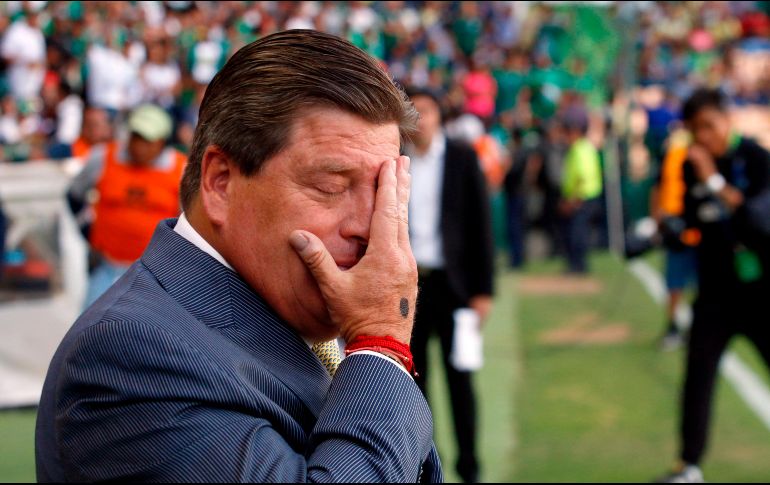 El timonel azulcrema se dijo orgulloso de su escuadra pese a la eliminación. AFP