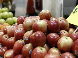 En junio del 2018 se impusieron gravámenes a los productos de acero y algunos bienes agrícolas, como piernas y paletas de carne de cerdo, manzanas, arándanos, quesos, papas y whisky de Estados Unidos. EL INFORMADOR / ARCHIVO