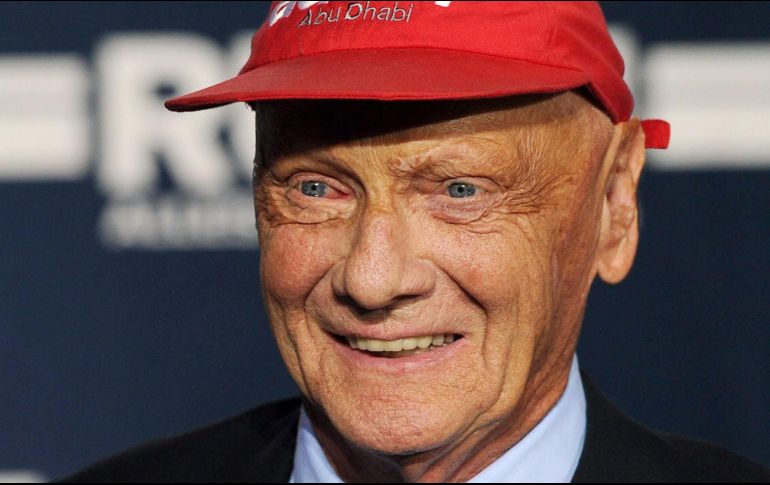 Hace unos días la prensa de Austria informó que estaba recibiendo diálisis renal en una clínica privada en Suiza. EFE / ARCHIVO