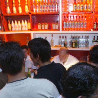Dan tres licencias diarias para vender alcohol en ZMG