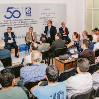 Colegio de Ingenieros Mecánicos y Electricistas va por energías limpias