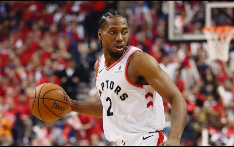 Kawhi Leonard jugó 52 minutos el domingo pasado en el tercero de la Final del Este. AFP