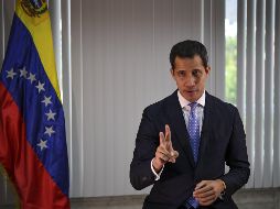 Desde inicios de año, Guaidó ha realizado varias exhortaciones a las fuerzas armadas para que derroquen a Maduro. AFP/ARCHIVO