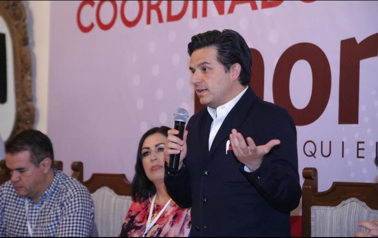 Zoé Robledo fue presentado como el nuevo director del IMSS ante los demás secretarios. TWITTER / @zoerobledo