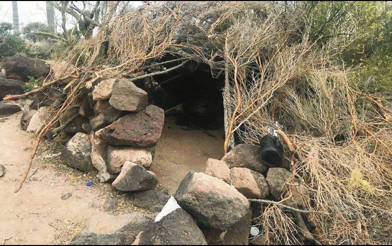 Así lucía el lugar instalado de forma circular, cubierto con vegetación, troncos y piedras. ESPECIAL