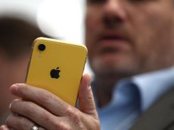 Consideran que es un problema el que millones de personas se acostumbren a darle órdenes a asistentes con voz femenina que 