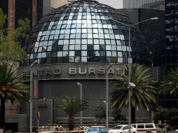 El mercado mexicano reporta pérdidas después de que las calificadoras Moody's y Fitch, bajaron la perspectiva y la calificación soberana de México, respectivamente. NTX/ARCHIVO
