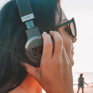 Audífonos inteligentes con Alexa llegan a México