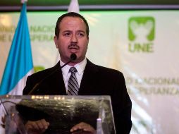 Leal, quien está fuera de Guatemala desde el año 2016, era uno de los intermediarios que buscaba empresas y según las pesquisas recibió unos 500 mil dólares en comisiones en el caso conocido como Traficantes de Influencias. TWITTER / @cadenainfogt