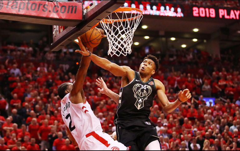 Los Raptors se enfrentarán a partir del jueves en Toronto a los Warriors, campeones los dos últimos años. AFP/G. Shamus