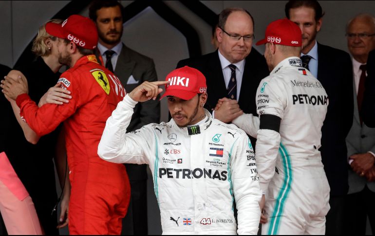 Hamilton dedicó este triunfo al recién fallecido Niki Lauda. AP / L. Bruno