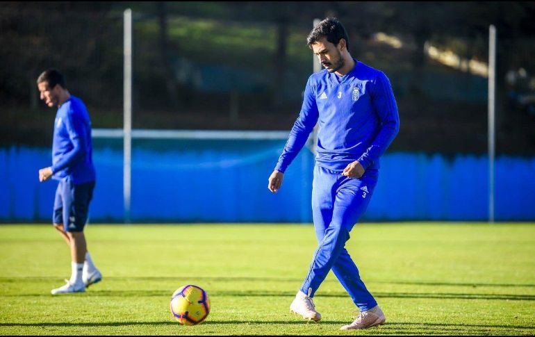 Alanís fue titular con el Oviedo y disputó los 90 minutos del partido. TWITTER/@RealOviedo