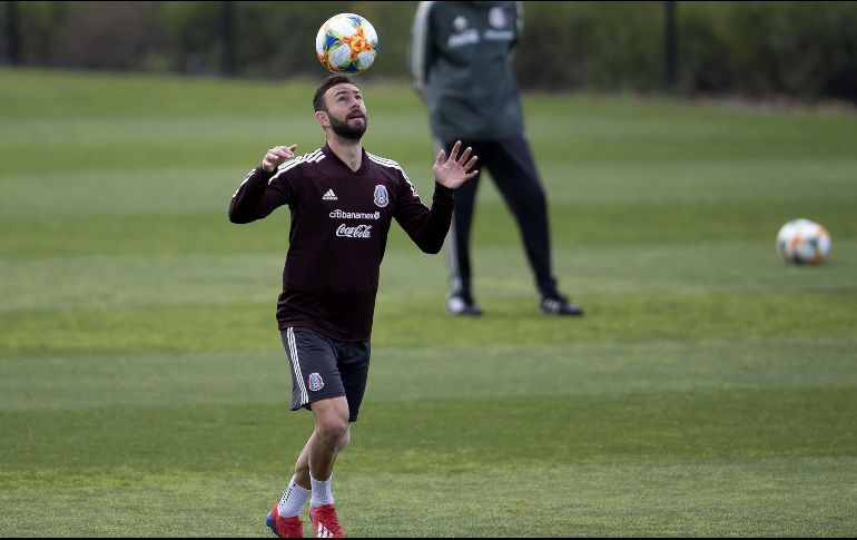 La ausencia del zaguero se suma a la de otros cuatro jugadores de renombre que no estarán con el Tri por diferentes motivos. MEXSPORT/ARCHIVO