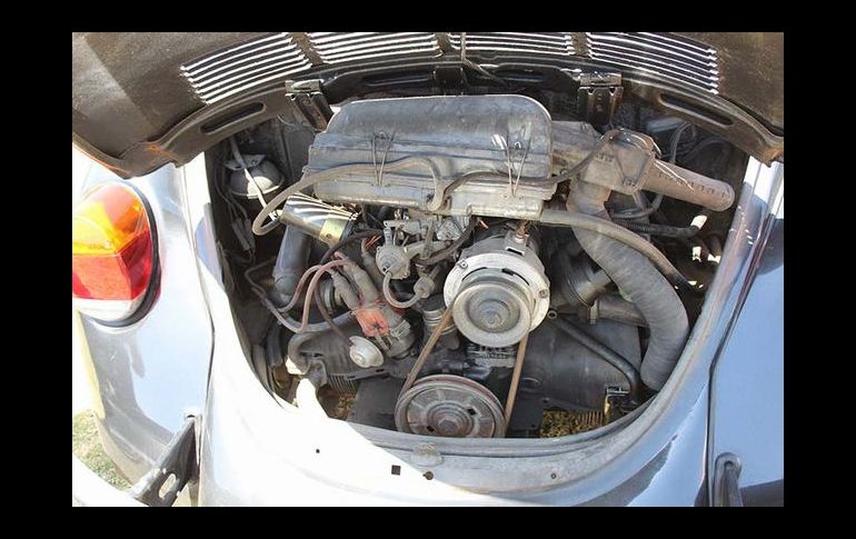 Se trató de un Volkswagen modelo 1990 cuyo precio inicial fue de 10 mil pesos.  ESPECIAL / SAE