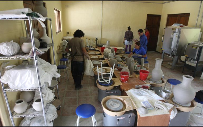 Las Pymes son las unidades de negocio más beneficiadas por los créditos de arrendamiento que ofrecen las Sofomes en México. EL INFORMADOR/Archivo