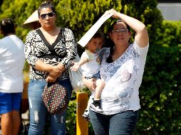 De acuerdo con el IMSS, se debe utilizar el protector solar siempre que haya exposición a la radiación solar, sobre todo entre las 11:00 y las 16:00 horas. EL INFORMADOR / ARCHIVO