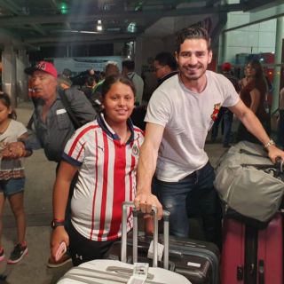 Chivas y "Pollo" Briseño, con tema pendiente todavía