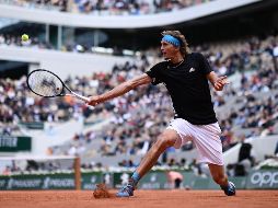 El alemán Zverev tuvo que invertir más de cuatro horas para ganar en cinco sets al australiano John Millman. AFP / P. Lopez
