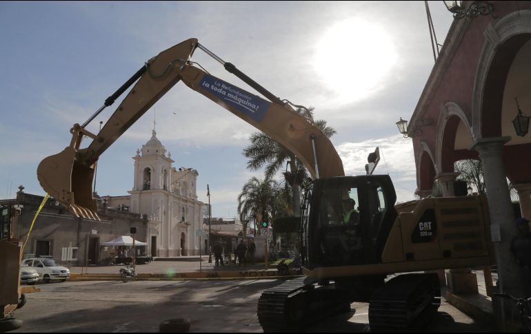 La Contraloría inició con la investigación después de que se presentaran cuatro denuncias por las posibles irregularidades en la licitación para el arrendamiento de maquinaria pesada. FACEBOOK/GobiernoJalisco