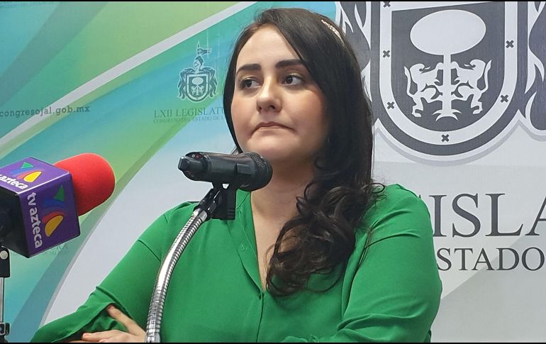 La diputada informa que se debe pedir un 