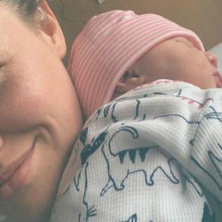 Joy abraza a su bebé y enternece en Instagram