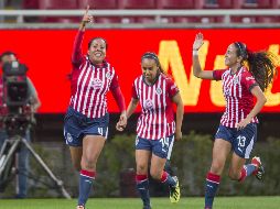 Junto a Tovar (I) dejan la institución Sonia Alexa Cabrera Gutiérrez y Daniella Martínez Contreras.MEXSPORT/ARCHIVO