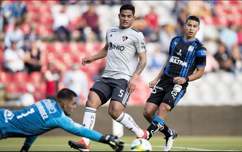 Santamaría (C) disputó con Perú el Mundial de Rusia 2018. MEXSPORT/ARCHIVO