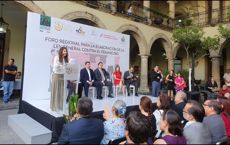 En el país se han llevado a cabo veinte foros regionales para la elaboración de la Ley General contra el Feminicidio, con la finalidad de que exista una ley general que establezca un tipo penal homologado para este delito. EL INFORMADOR/ P. López