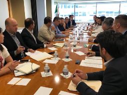 Marcelo Ebrard señala que entre sábado y miércoles se incorporarán la secretaria de Economía, el subsecretario para América del Norte y el coordinador de Asesores de la Presidencia de la República. TWITTER / @m_ebrard