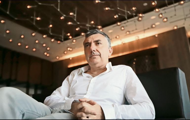 Manuel Vilas. Con su nueva novela recuerda la necesidad de la gente por consumir la poesía en cualquier ámbito. EL INFORMADOR / F. Atilano