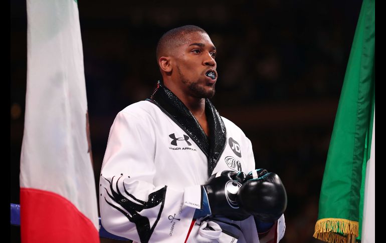 Anthony Joshua era el favorito indiscutible en la defensa de su título unificado. AFP