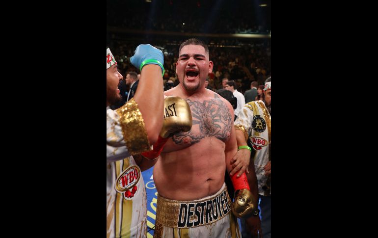 Andy Ruiz se mostró incrédulo tras lograr el TKO. AFP