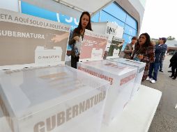 En Baja California apenas comenzó hace unos minutos la jornada electoral por las dos horas de diferencia con relación al horario del centro del país. SUN / B. Fregoso
