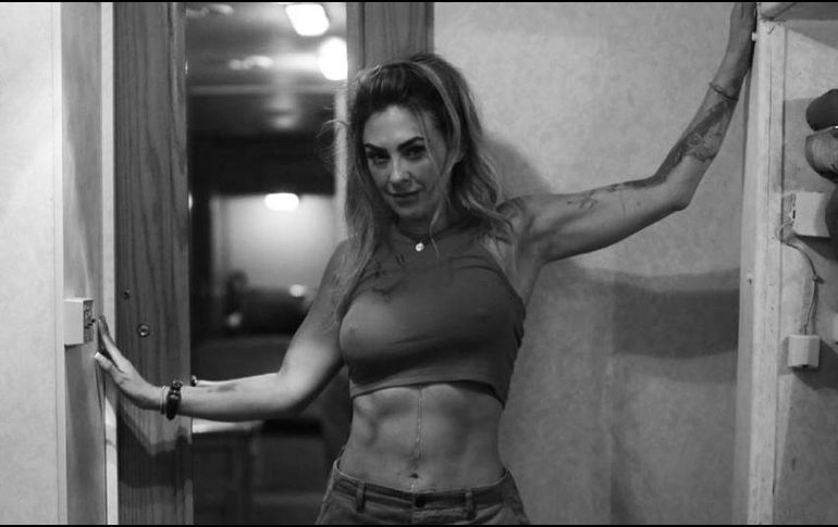 La imagen que compartió la actriz en su cuenta de Instagram ya cuenta con más de 98 mil me gusta. INSTAGRAM / aracelyarambul