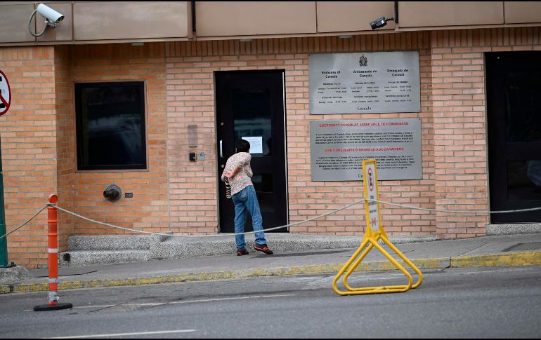 La entrada de la Embajada de Canadá en Caracas este lunes. AFP/M. Recinos