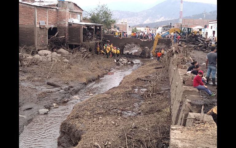 Al menos dos puentes tienen daños estructurales. EL INFORMADOR/F. Monclova